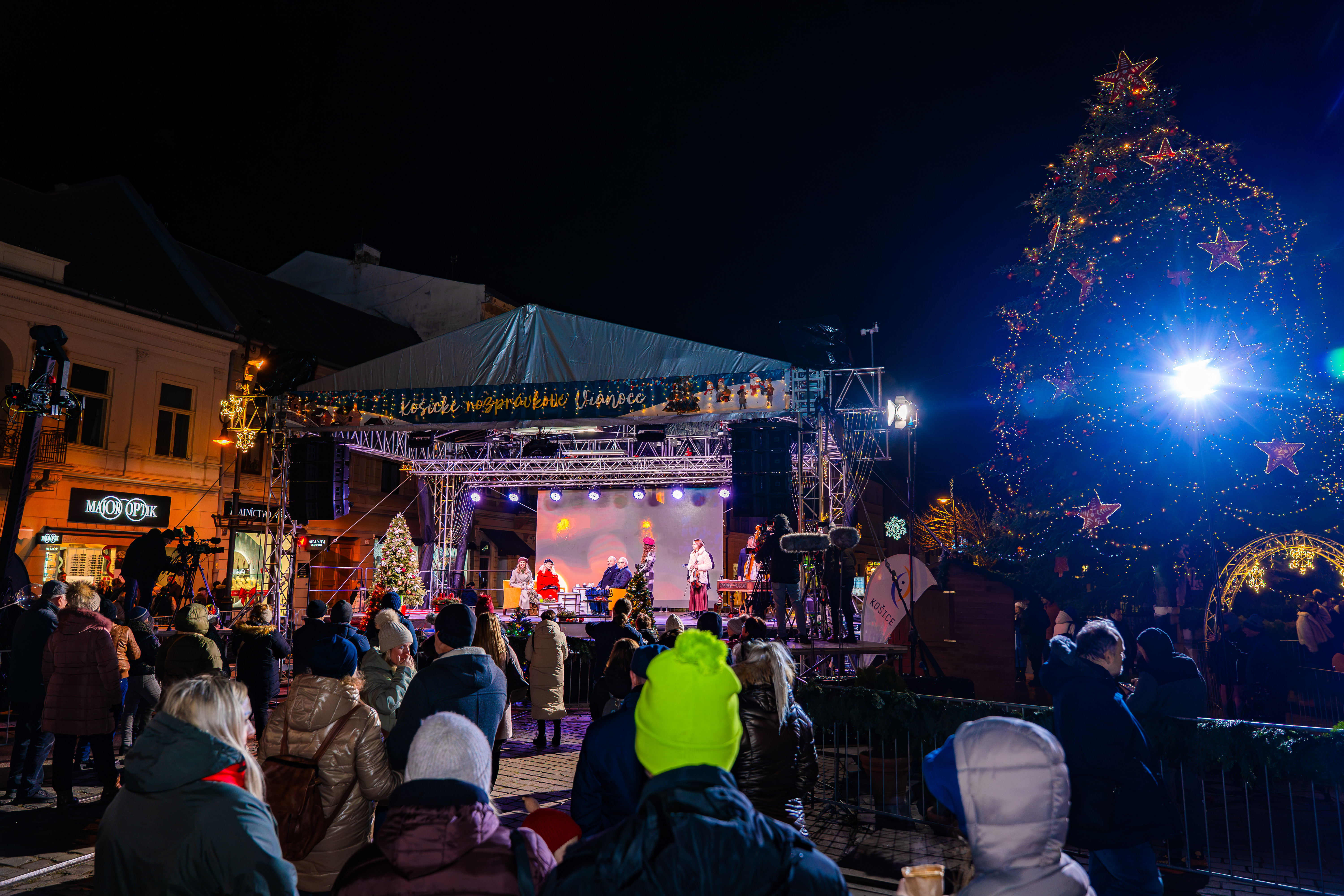 VIANOCNA TELEVIZNA REGINA-55